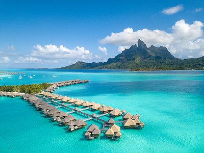 bungalows-facing-mont